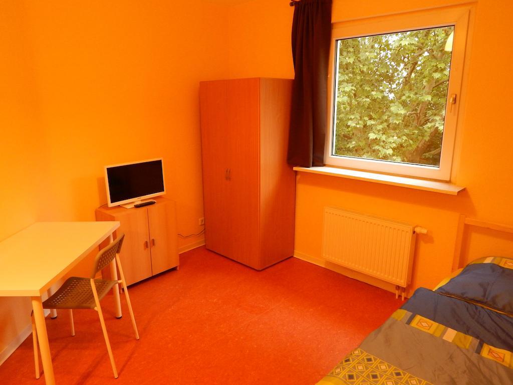 Home At Friends - City - Zu Hause Bei Freunden Dortmund Rum bild